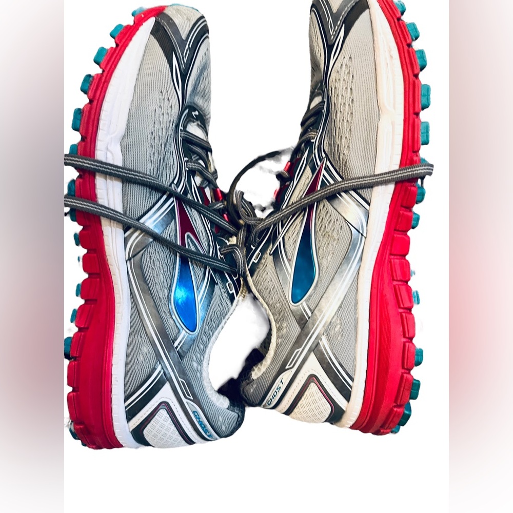 Women’s 10 Brooks Running Shoe